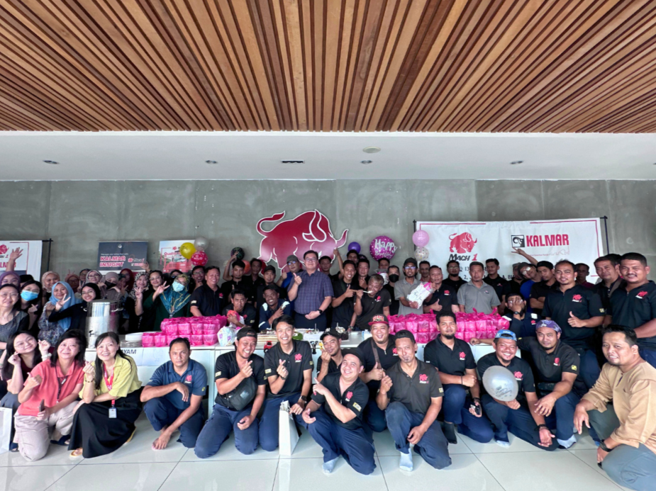 Birthday Celebration | Group Photo | Sweet Memories | Appreciate staff