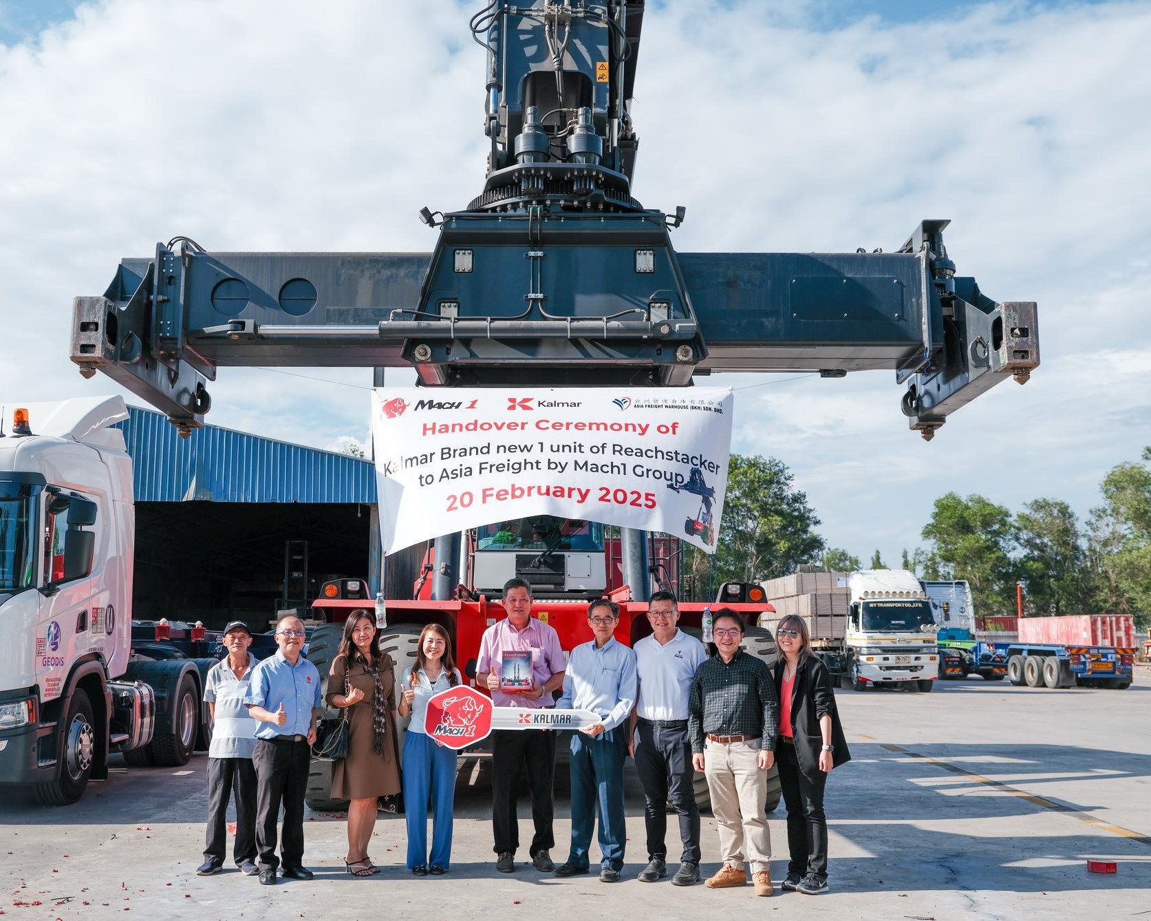 Kalmar DRU450 Handover at Asia Freight (BKH)